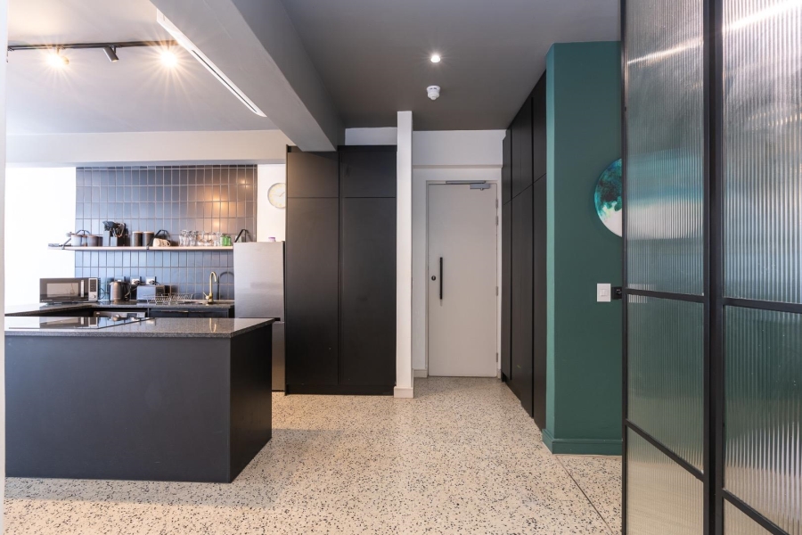 1 Bedroom Property for Sale in Foreshore Western Cape